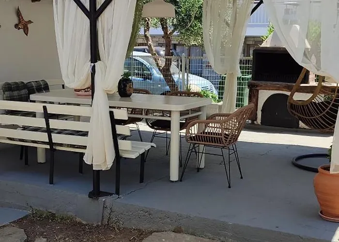 Olea House * Αμμουλιανή